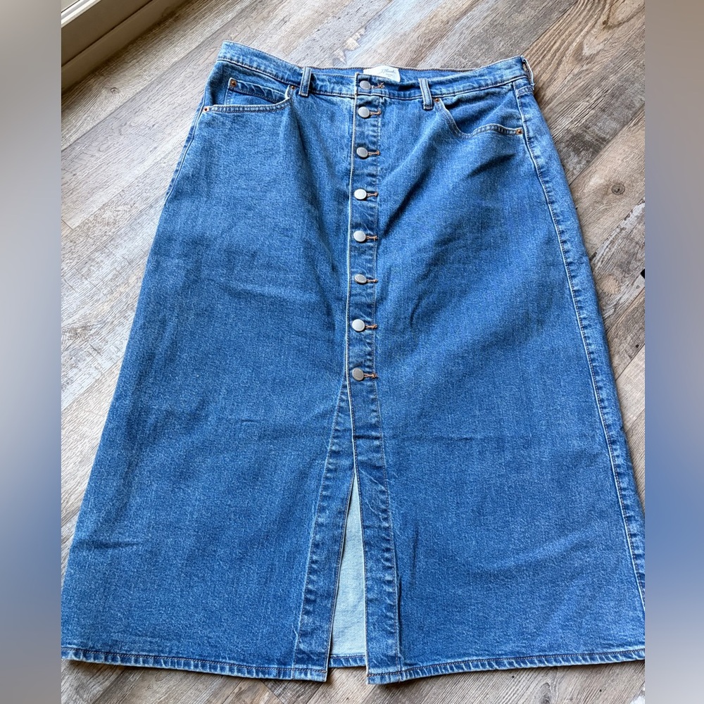 Universal Thread Blue Jean Button-Up A-Line Long skirt - size 14 - Picture 3 of 5